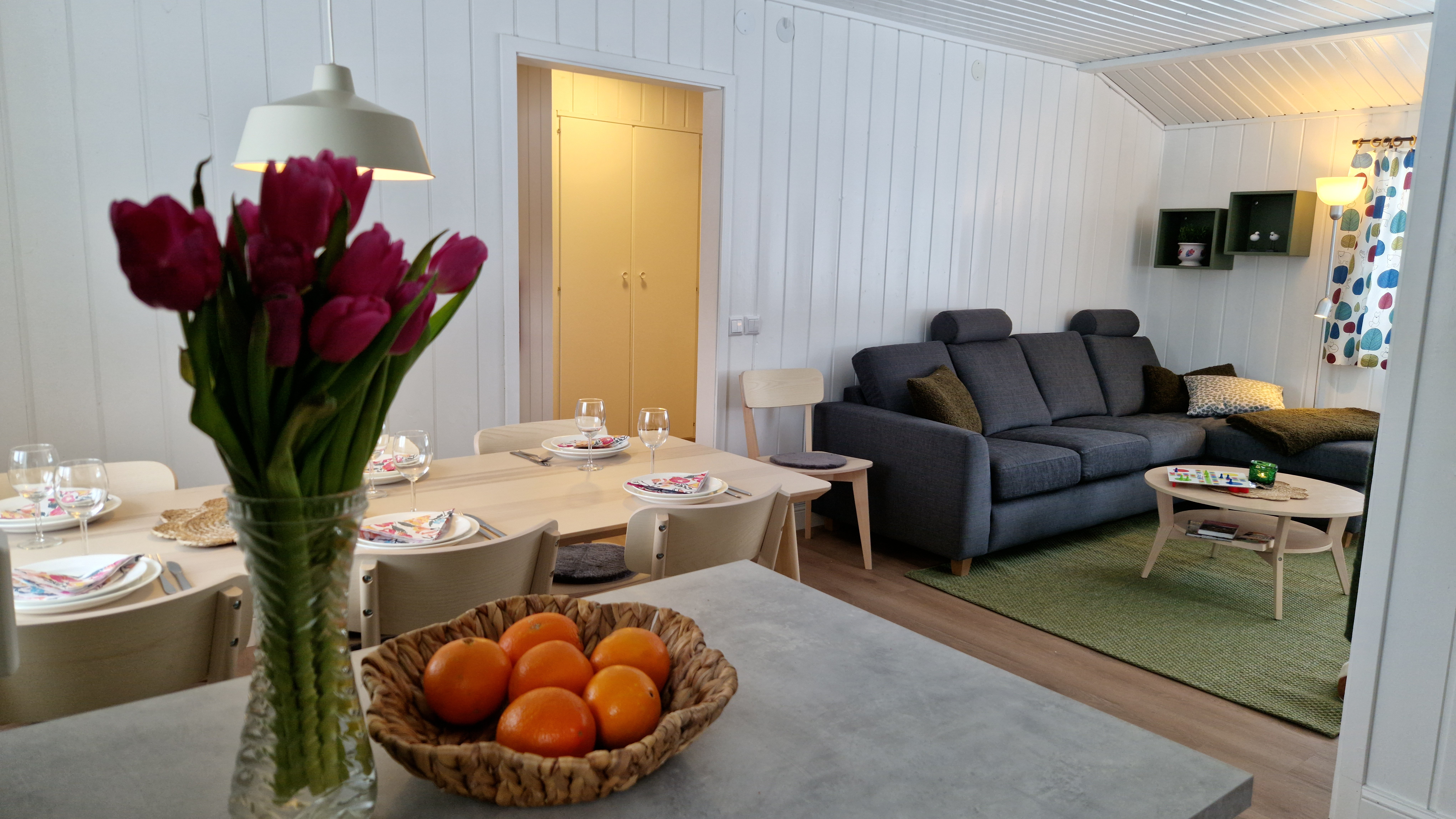 Blommot i förgrunden