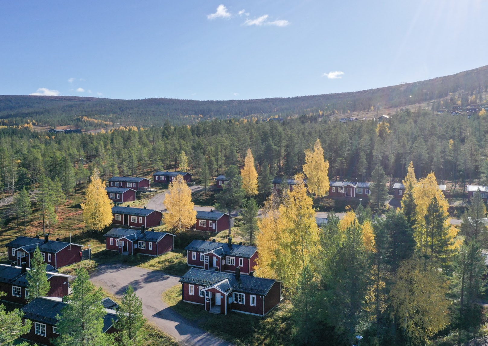 Fortsatt fastighetsunderhåll på stiftelsens fina stugor i Stöten!