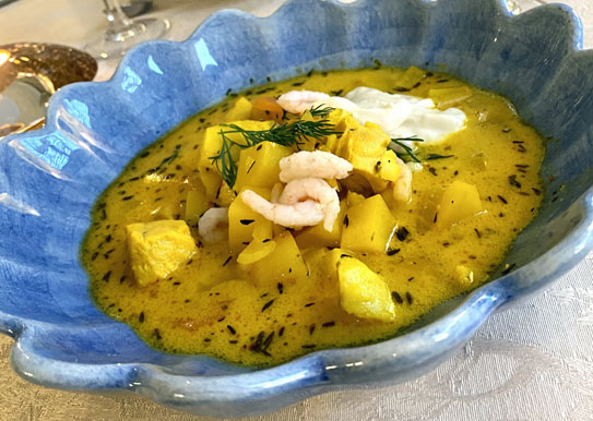 Fisk- och skaldjursgryta med saffran