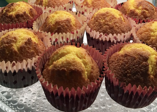 Saftiga saffransmuffins